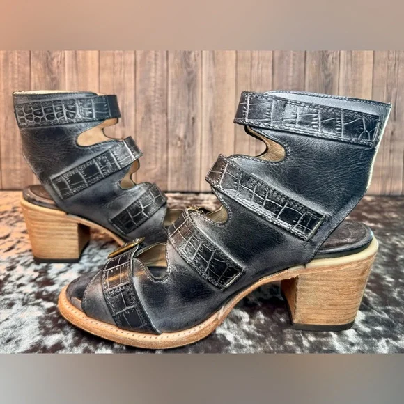 FREEBIRD Quail Black Multi Distressed Strappy Sandals Size 9 - Picture 6 of 14